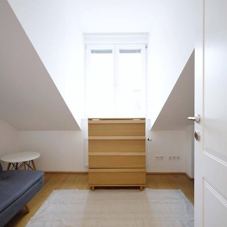 Heymi Apartments Oper Vienna Luaran gambar