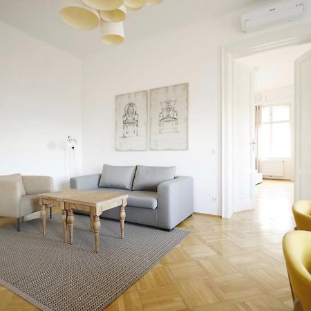 Heymi Apartments Oper Vienna Luaran gambar