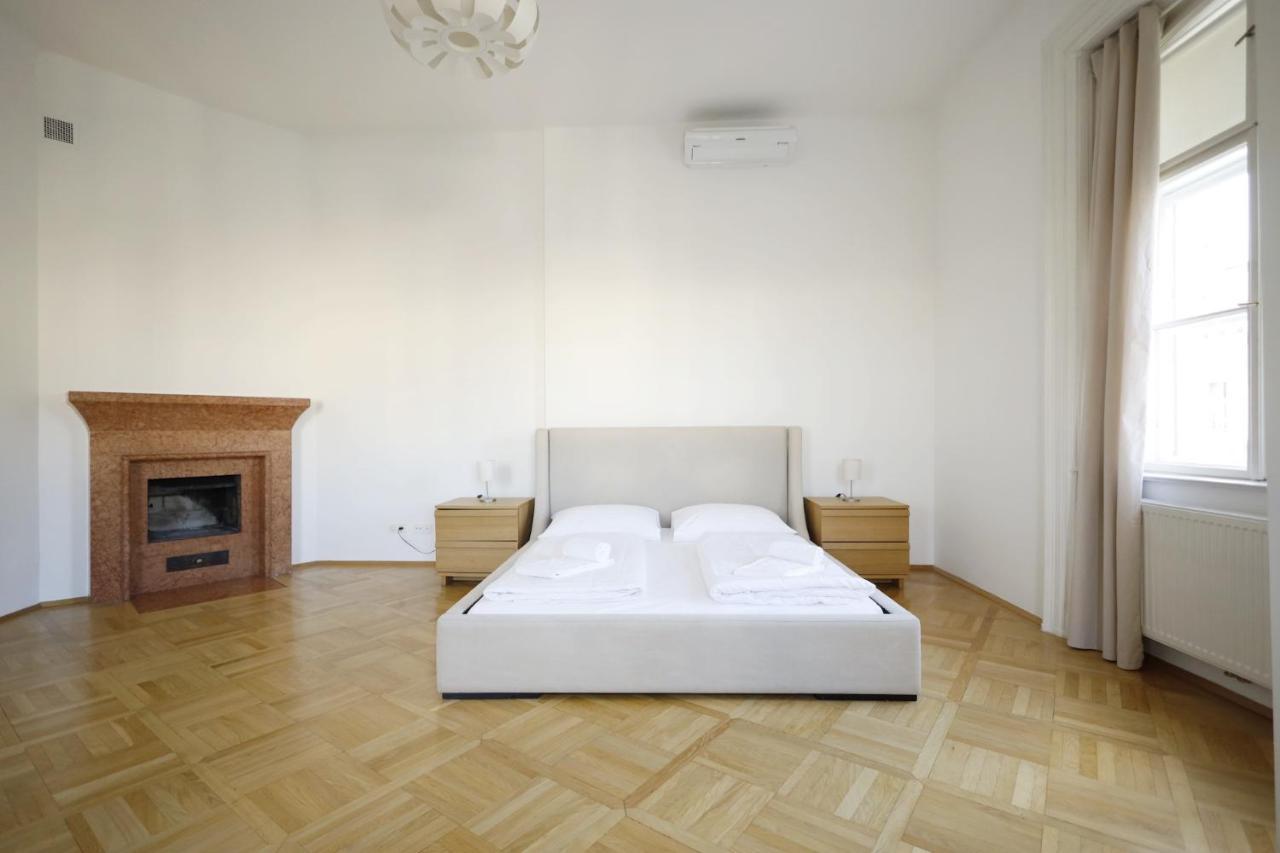 Heymi Apartments Oper Vienna Luaran gambar