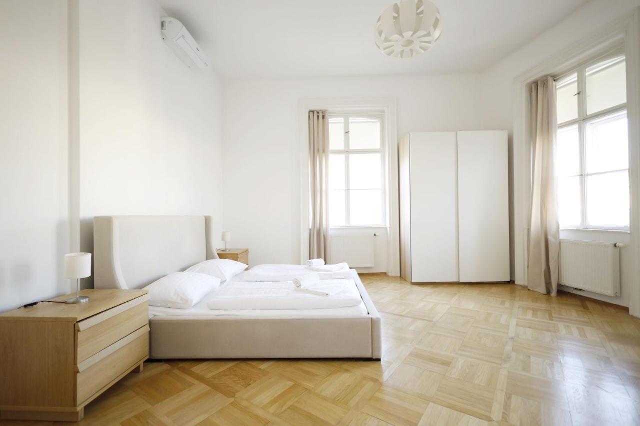 Heymi Apartments Oper Vienna Luaran gambar