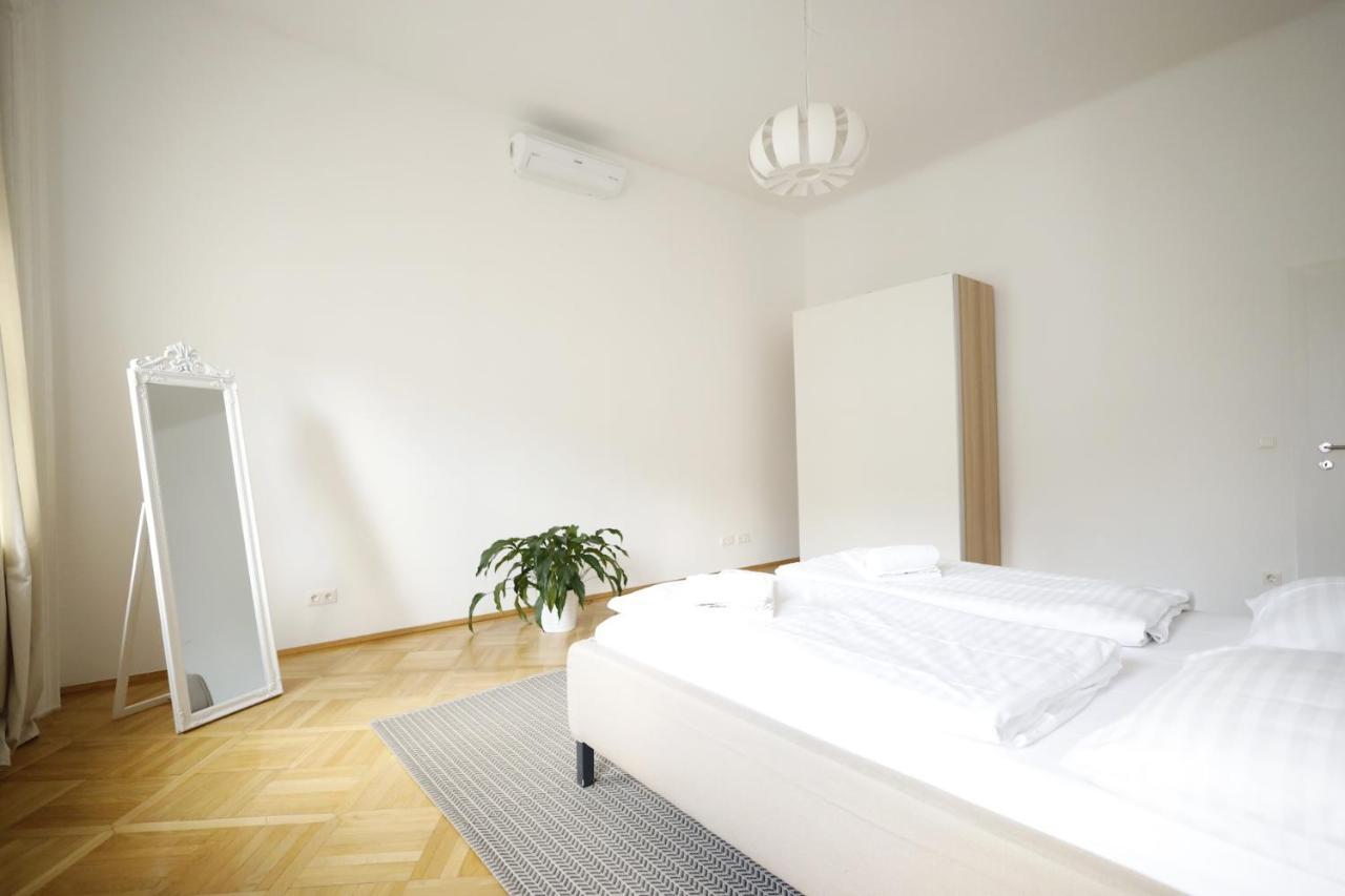 Heymi Apartments Oper Vienna Luaran gambar