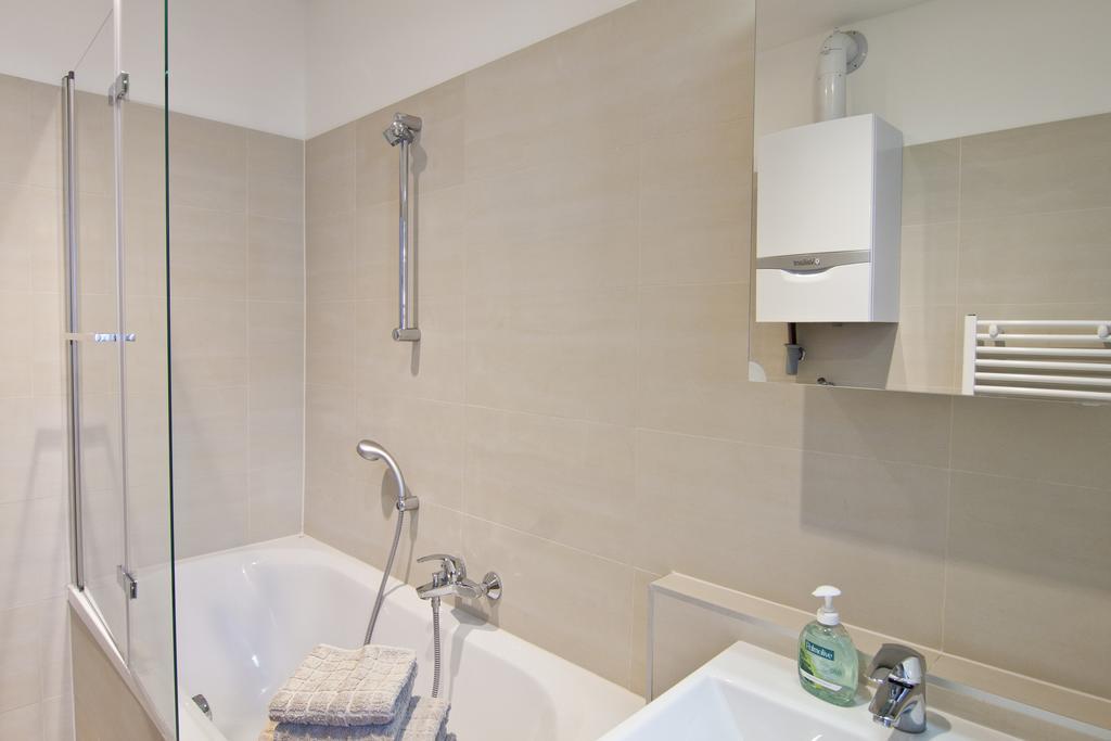 Heymi Apartments Oper Vienna Luaran gambar