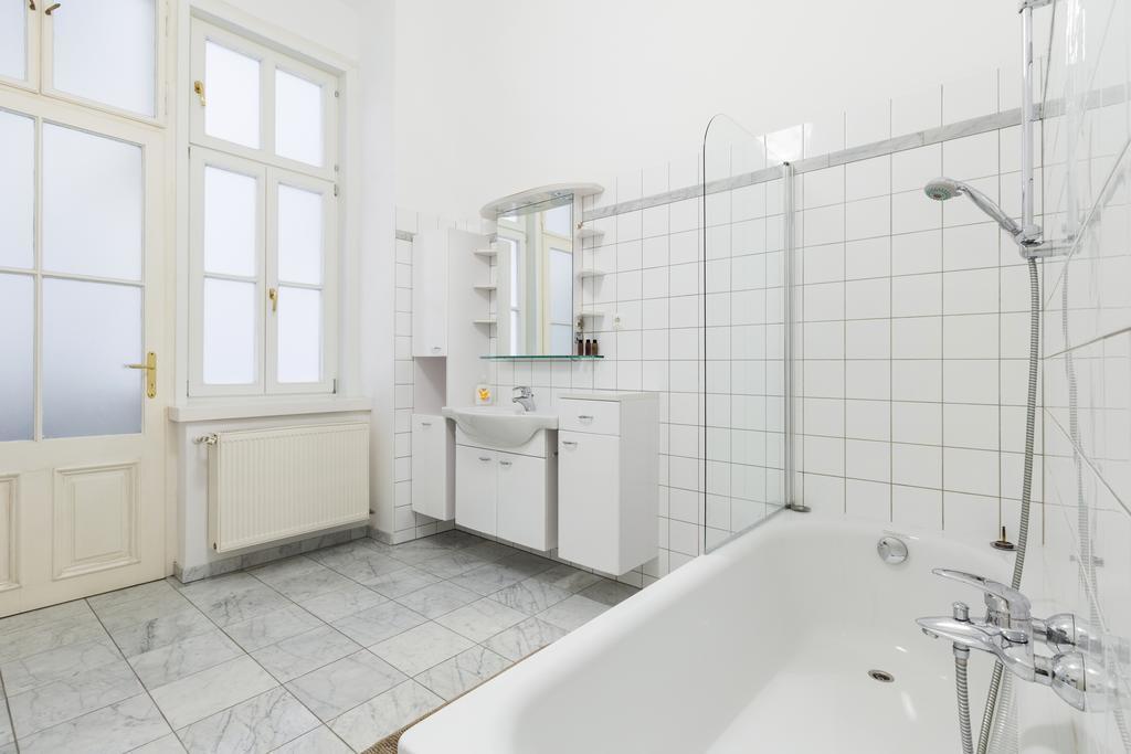 Heymi Apartments Oper Vienna Luaran gambar