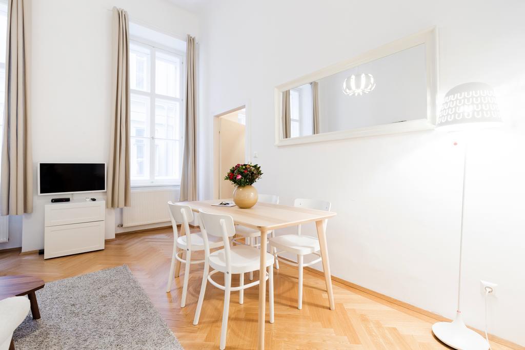 Heymi Apartments Oper Vienna Luaran gambar