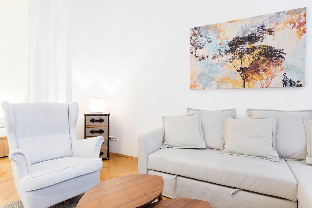 Heymi Apartments Oper Vienna Luaran gambar